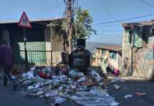 तस्वीर बयां कर रही हाल ऐ नगर निगम अलमोडा़