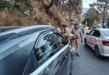 स्कूटी-कार की जोरदार भिड़ंत में बाप-बेटी घायल, हायर सेंटर रेफर!