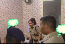 नौकरी का झांसा देकर युवतियों से कराया जा रहा था गंदा धंधा, पुलिस की छापेमारी में 2 रजिस्टर और नकदी बरामद